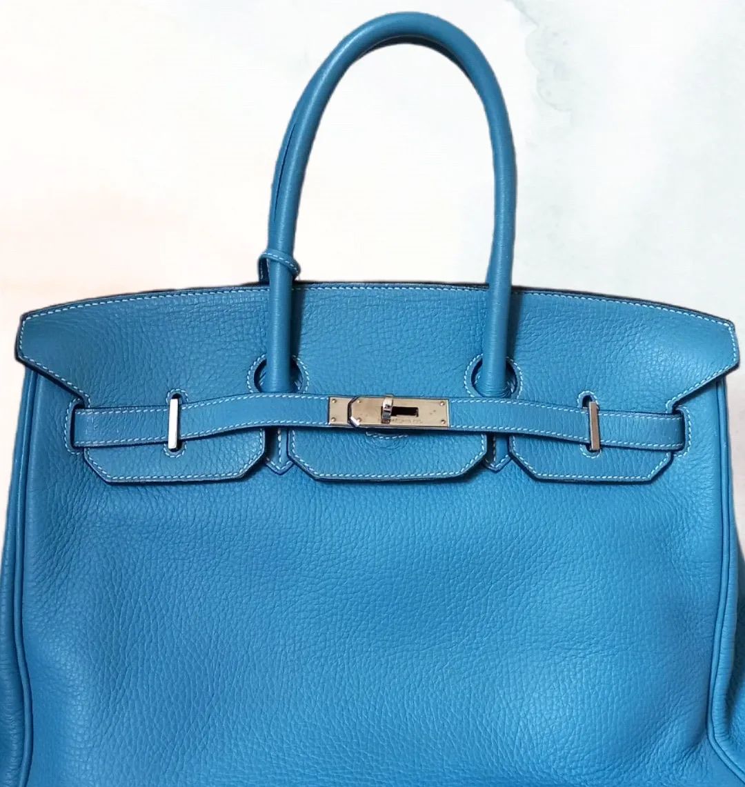 It's not just a bag : It's a Birkin! π
#bagspanl #bagspa #bagspanederland #bagspathenetherlands #savemybag #designerbagrestoration #designerbagcleaning #designerbagrepair #hermeslover #hermesbirkin #handbagspaservice #handbagretouching #ecofriendly #shopbetternotmore